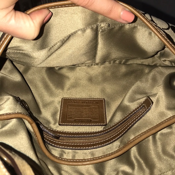 Authentic Coach signature C canvas/suede shoulder / saddle bag 💼 - Picture 7 of 8